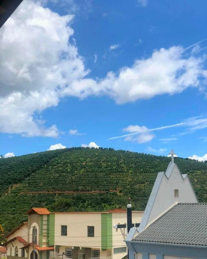 Estalagem E Restaurante Cantinho Bistro Caparaó Velho Exteriör bild